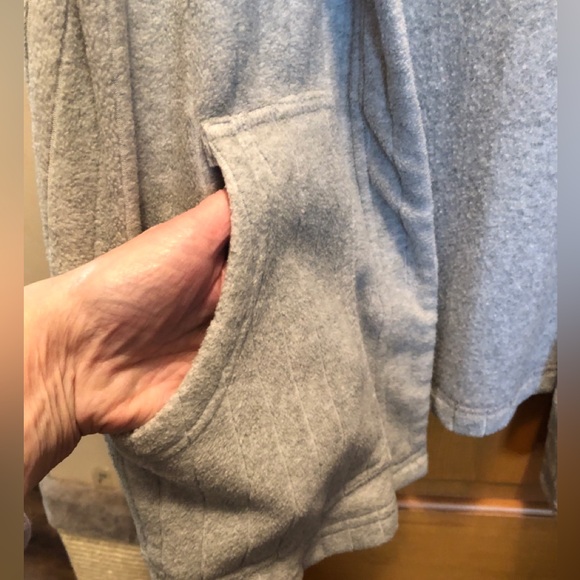 Gray Fleece Hooded Cardigan Cozy Sweater Jacket Coat Size 8 Medium - Picture 8 of 11